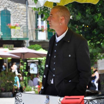 Léon Dertal - Mr Loyal