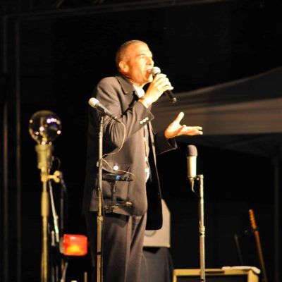 Léon Dertal - Mr Loyal