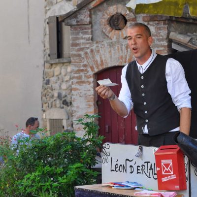 Léon Dertal - Crieur public